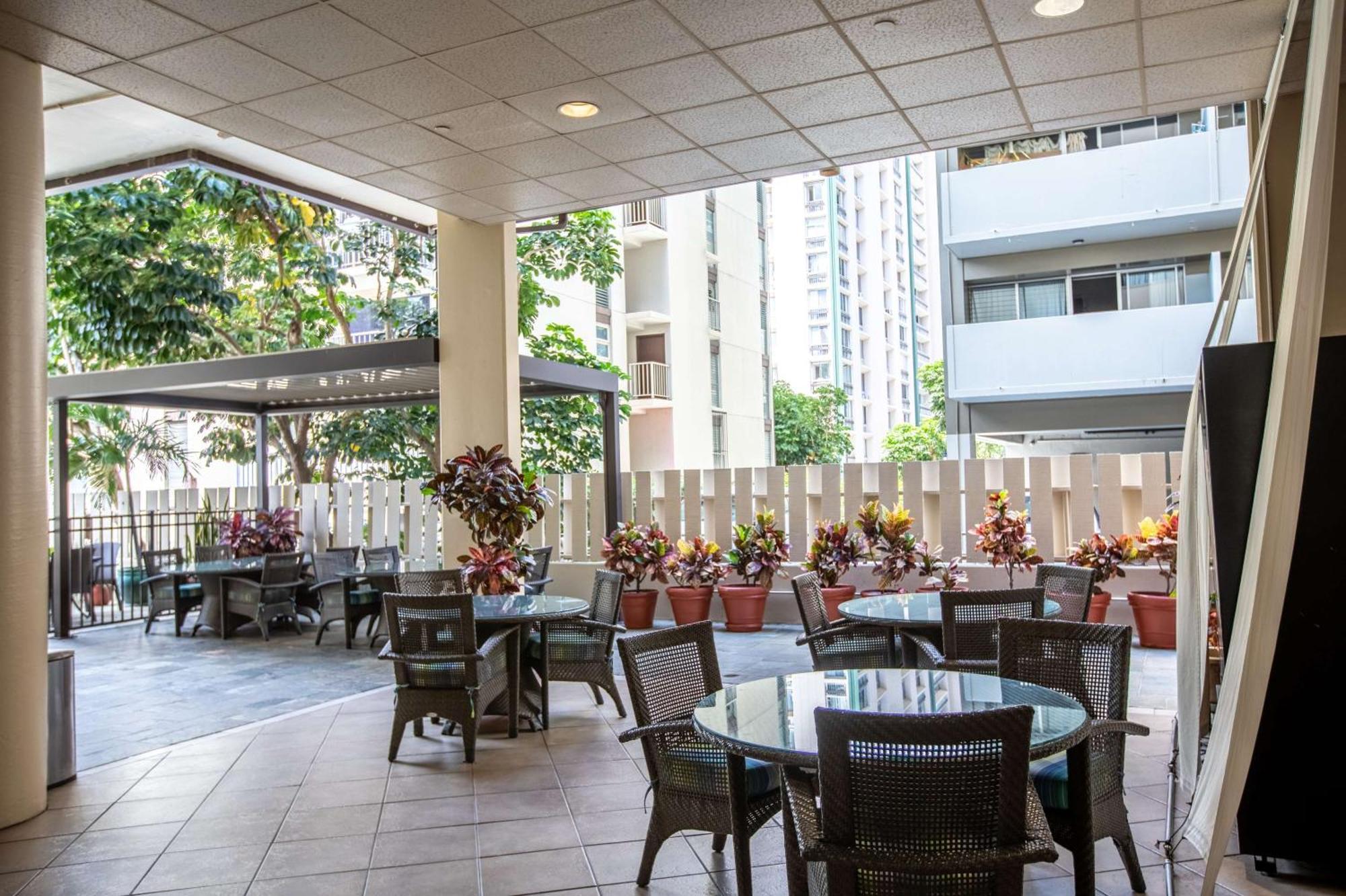 Aqua Aloha Surf Waikiki Aparthotel Exterior foto